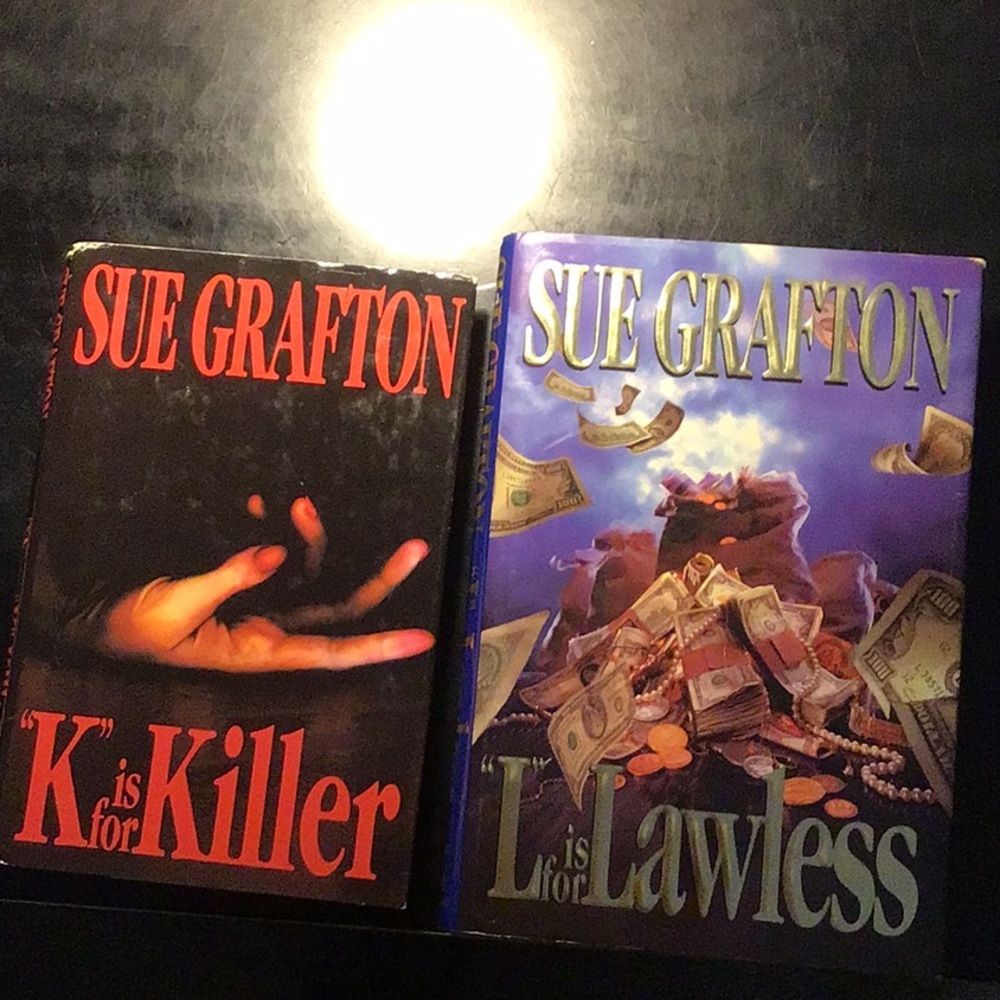 2 Sue Grafton books, K and L